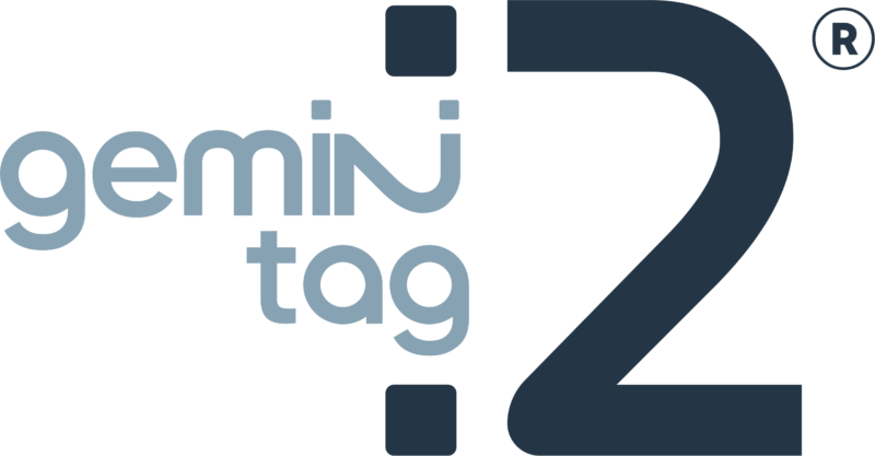 GEMINI TAG mit zwei identischen QR-Codes auf Pflegeetikett und Hangtag