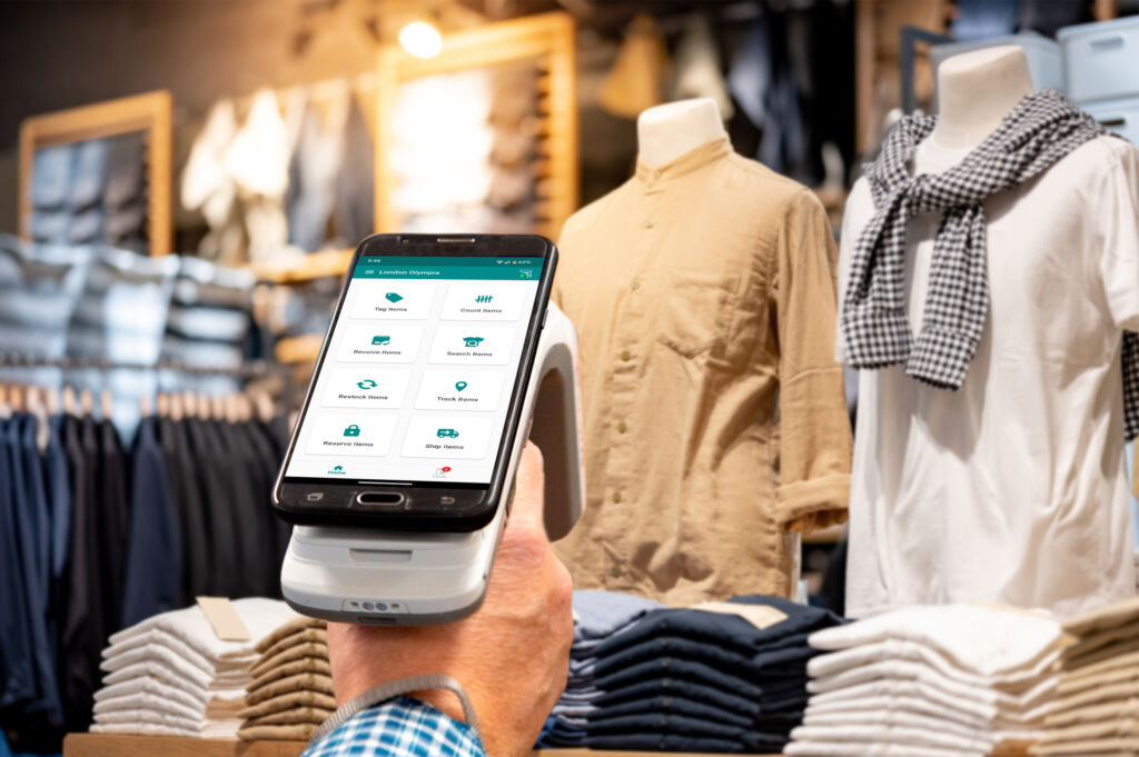 4 ways garment labeling can propel you into the future of retail